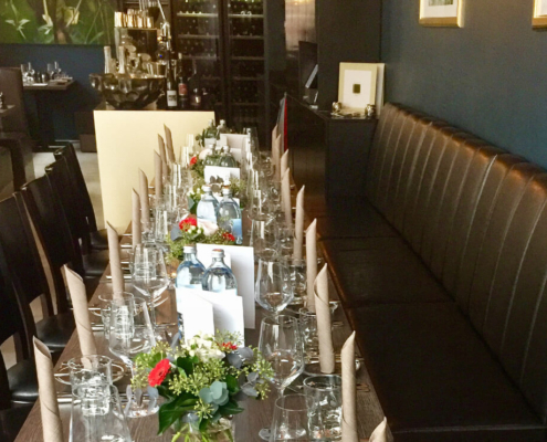 Gedeckter Tisch im Byliny Restaurant in Düsseldorf Gedeckter Tisch im Byliny Restaurant in Düsseldorf